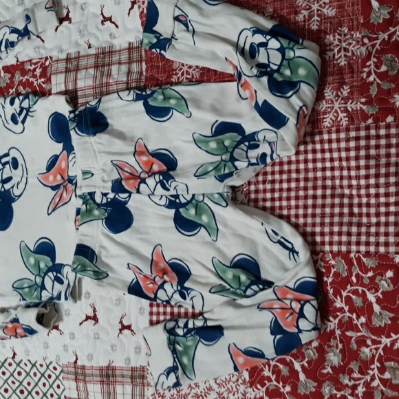 Minnie Mouse PJ Set - Picture 3 of 6